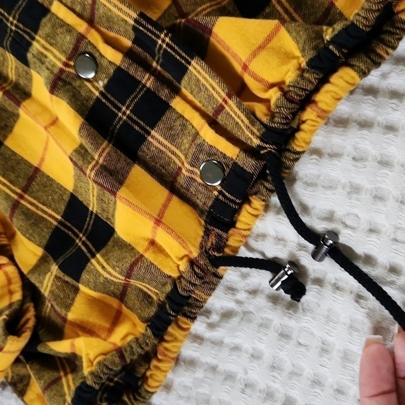 Yellow Black Jacket with hoodie Shacket Flannel - Picture 2 of 8